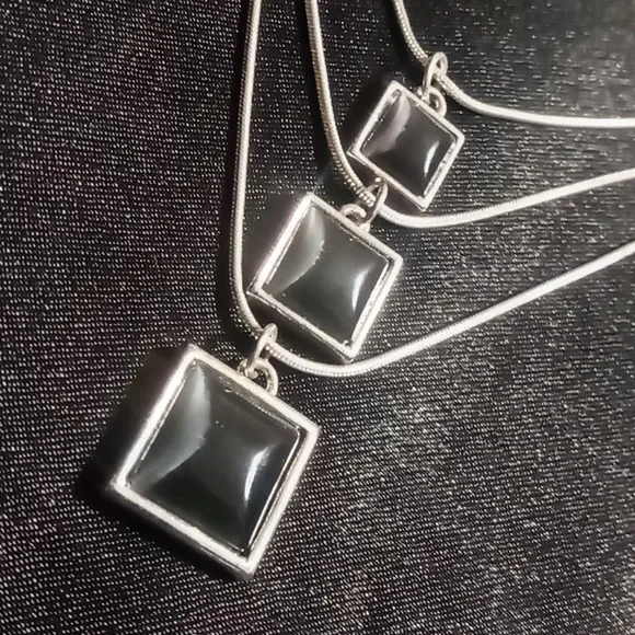 3 Layered Black Pendant & Silver Necklace Snake Chain. - Picture 3 of 4